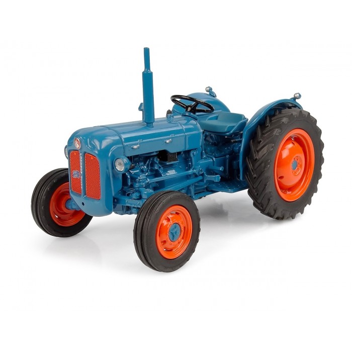 Universal Hobbies Scale 1:32 Fordson Dexta - 1958 Tractor Diecast Replica UH6272