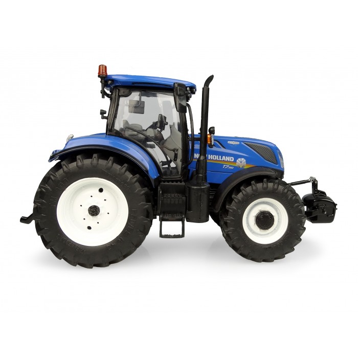 Universal Hobbies 1:32 Scale New Holland T7.190 Auto Command  Tractor Diecast Replica UH6363
